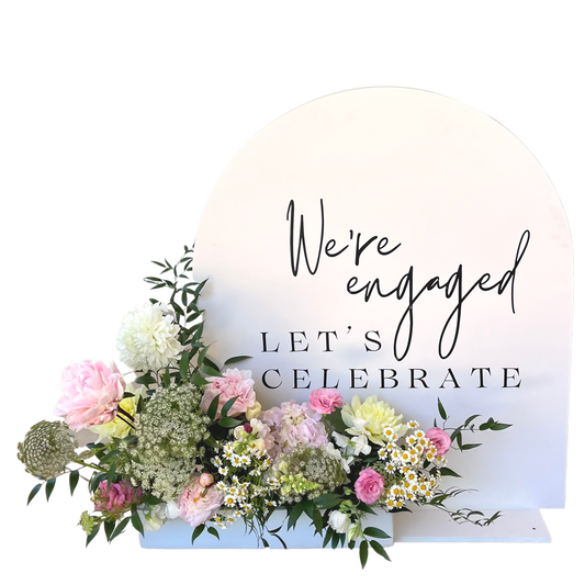 Mini Arch with Lettering