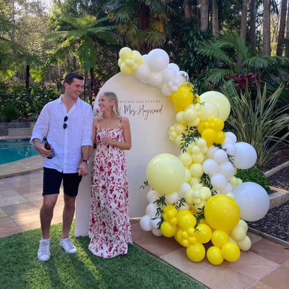 Limoncello Balloon Garland